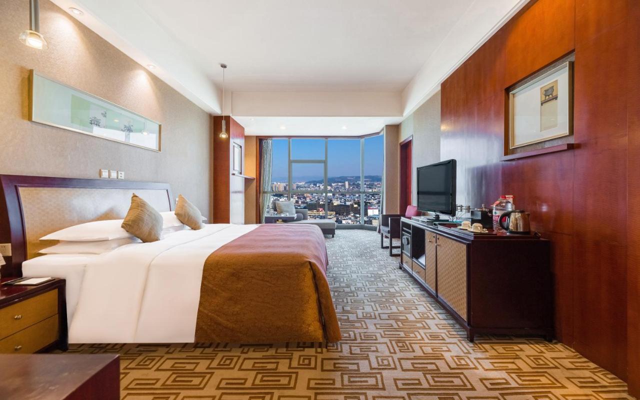Empark Grand Hotel Kunming Zewnętrze zdjęcie