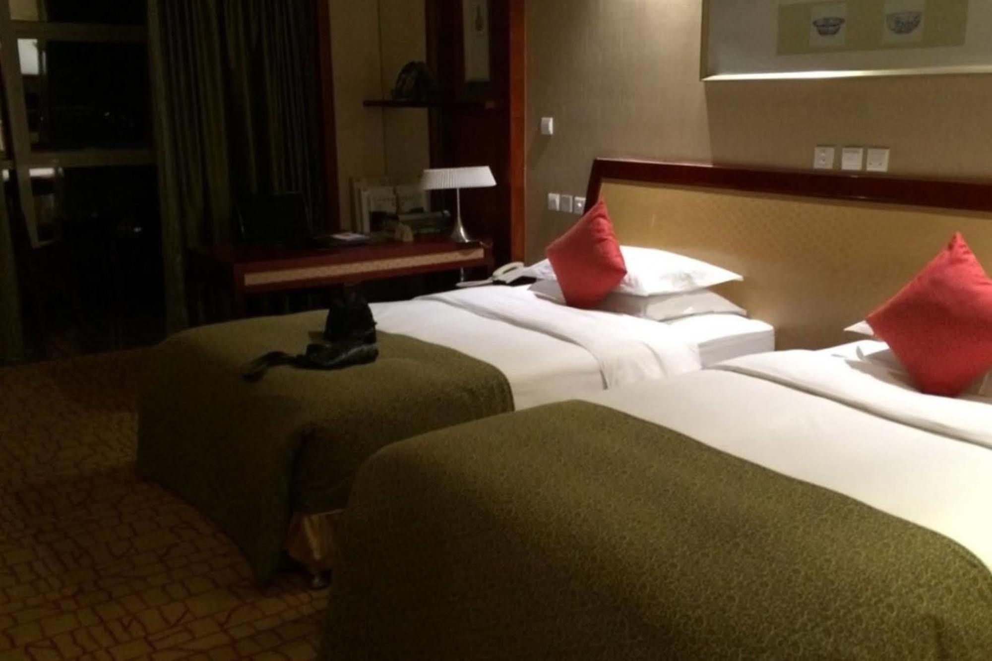 Empark Grand Hotel Kunming Zewnętrze zdjęcie
